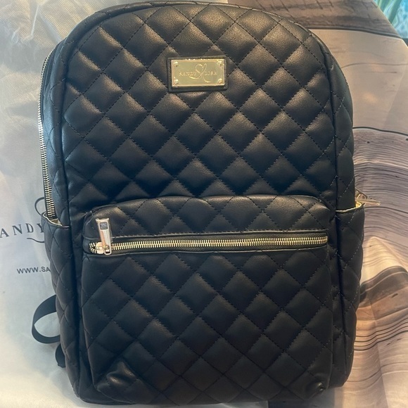 Sandy Lisa St. Tropez -Quilted Backpack - black - made for laptops- sold by Dell - Picture 4 of 12